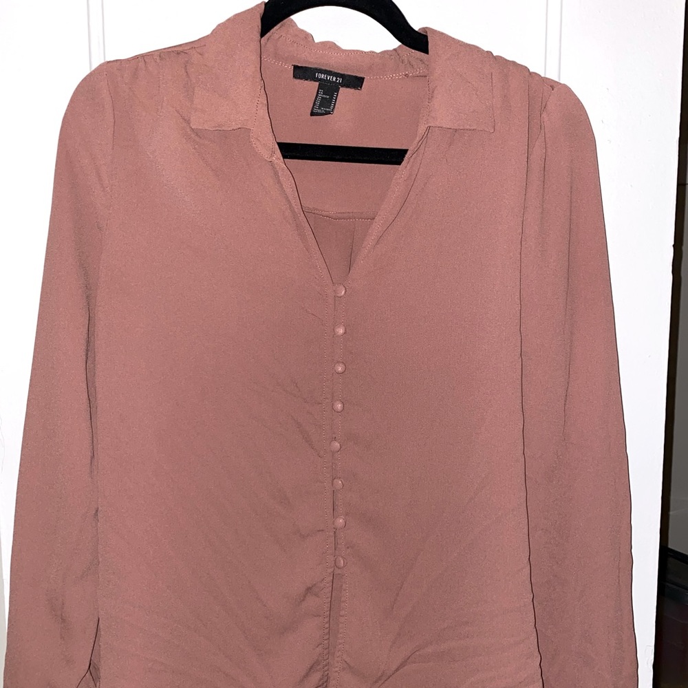 Long sleeved dusty-mauve blouse